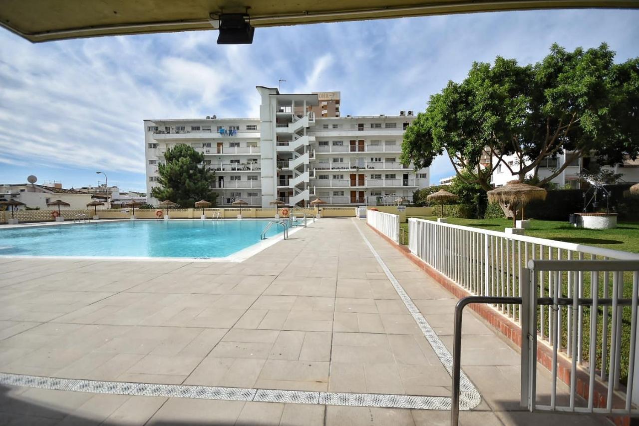Gran Carihuela Apartment Торемолинос Екстериор снимка